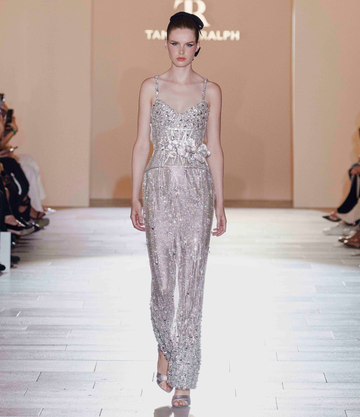 Look 15 – Tamara Ralph