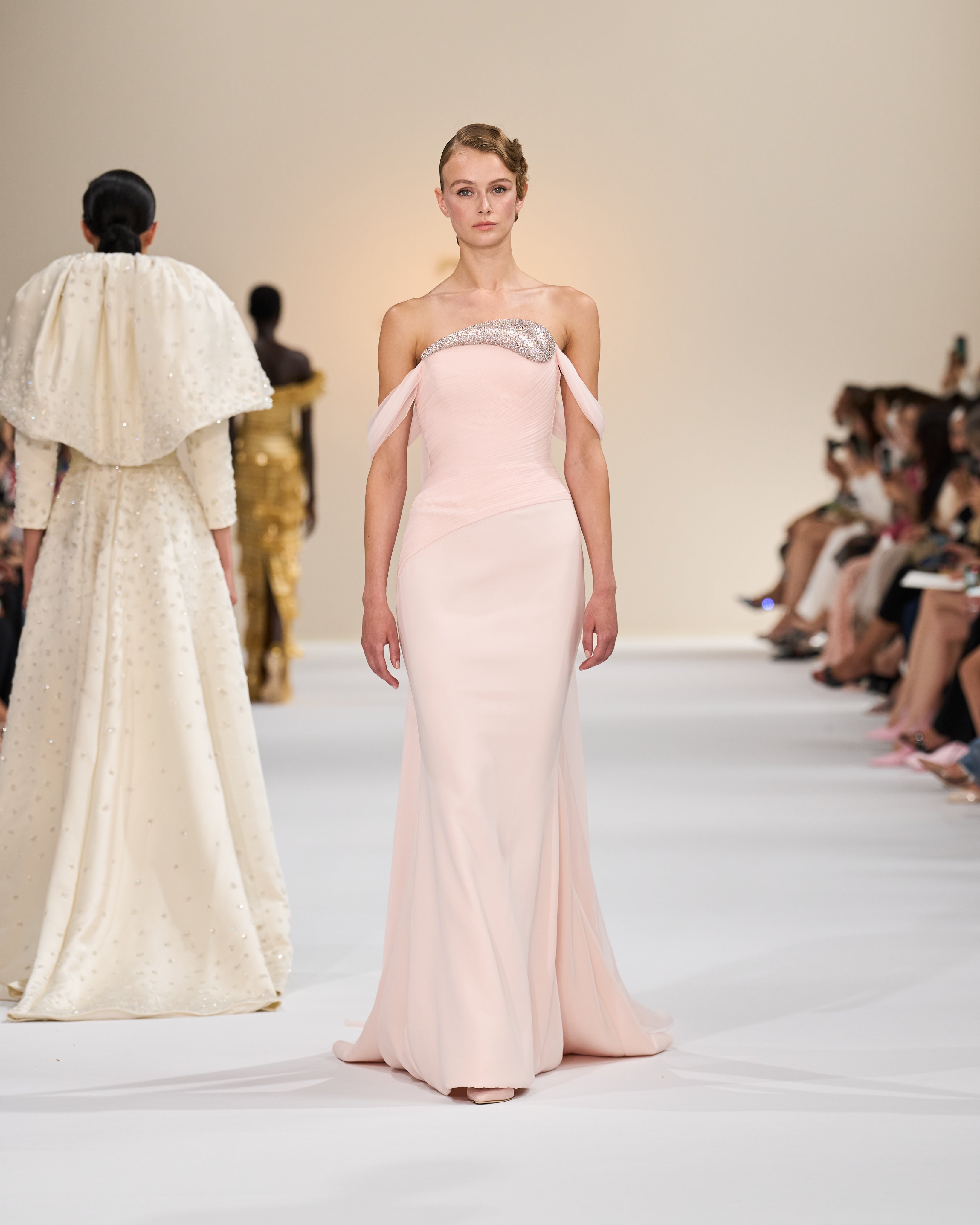Look 13 – Tamara Ralph