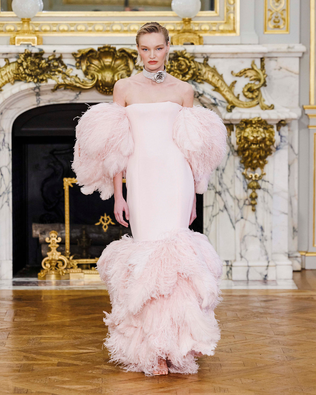 Look 17 – Tamara Ralph