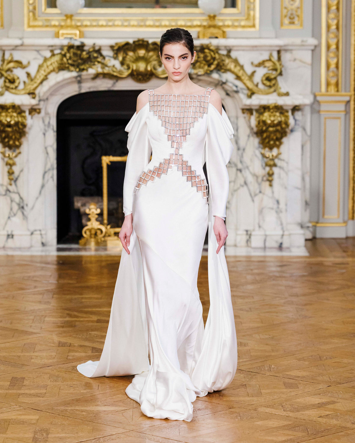 Look 21 – Tamara Ralph